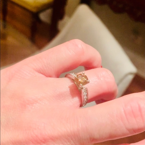 ***SOLD***1.62 tc Fancy Orange Diamond Ring - Picture 5 of 7